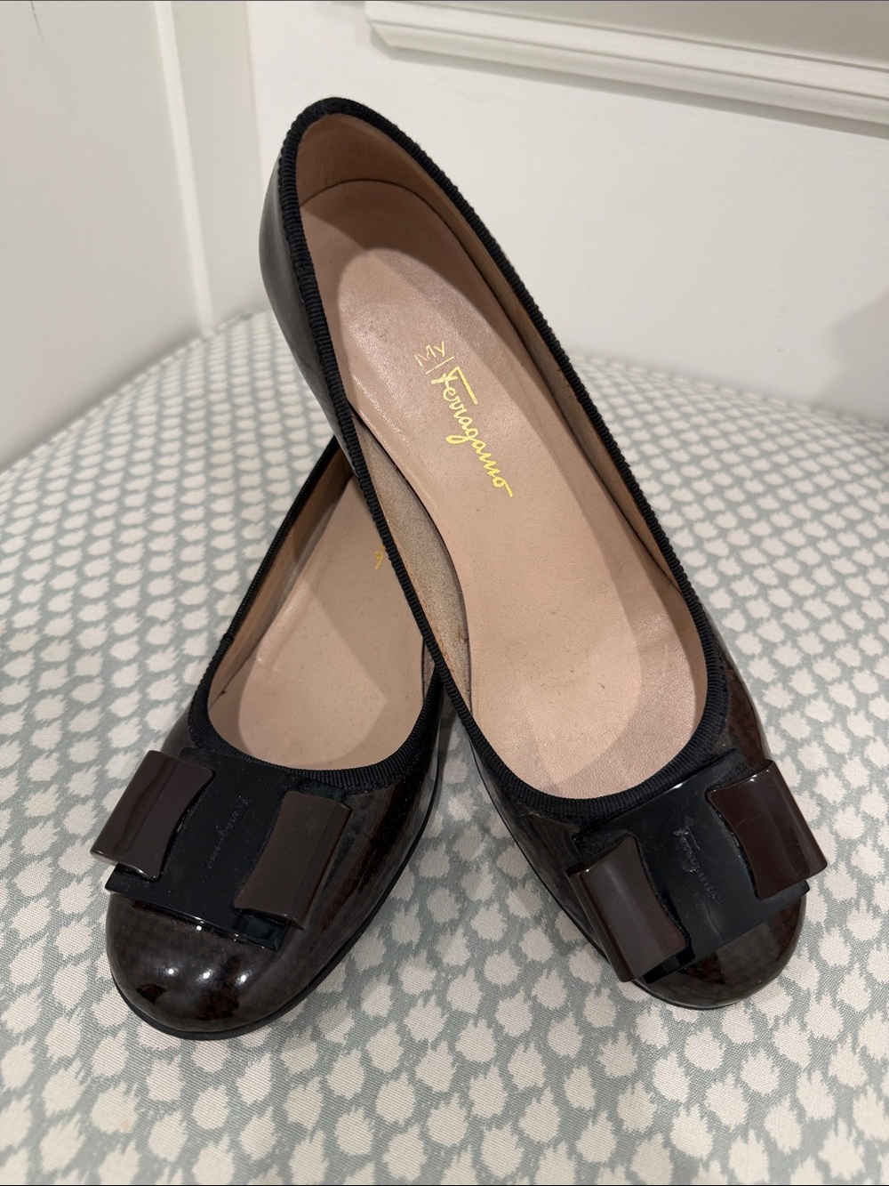 Salvatore Ferragamo Brown Patent Vara Bow Ballet Flats